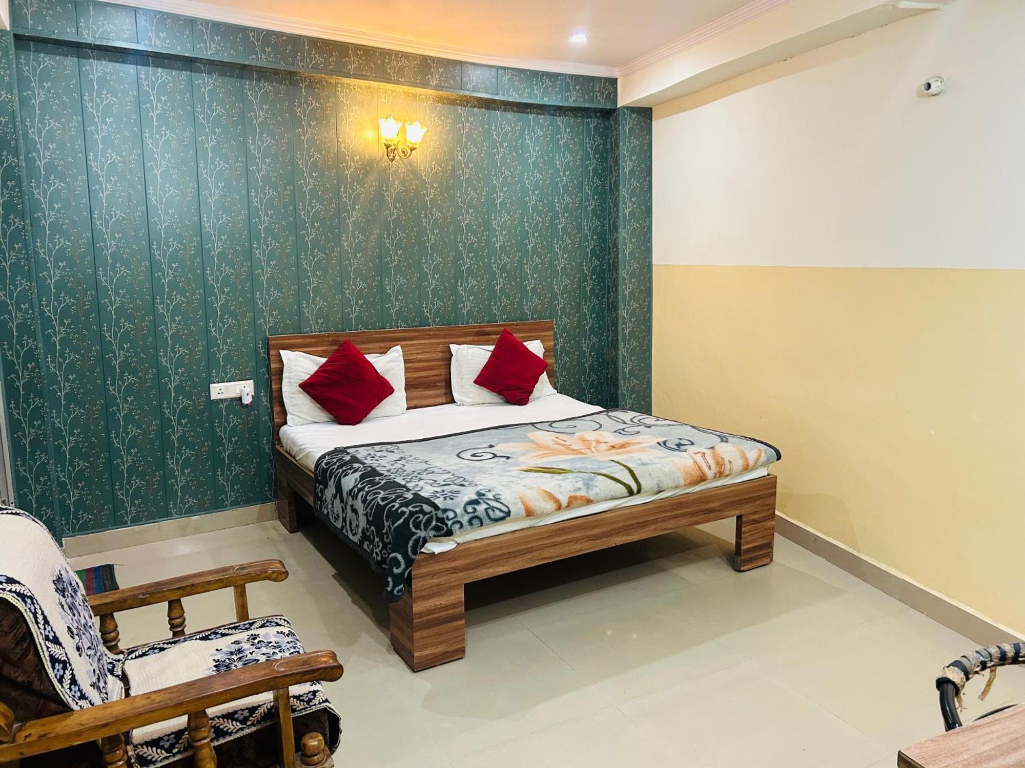 Sainik Guest House 500Mtr From Medanta Hospital Lucknow Exteriör bild